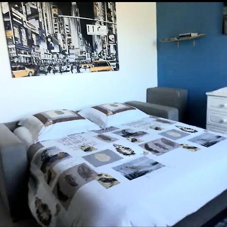 Chambre Privee Dans Maison Le Tampon Exteriör bild